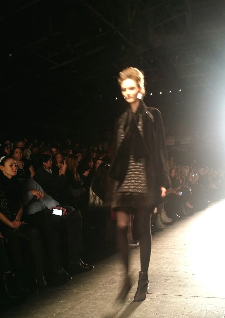 Carmen Marc Valvo Fall 16 Fashion Show #NYFW #fall16 @CarmenMarcValvo 2